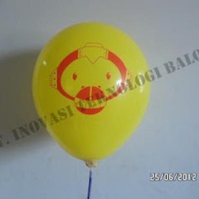 Standard Chartered Balon Latex